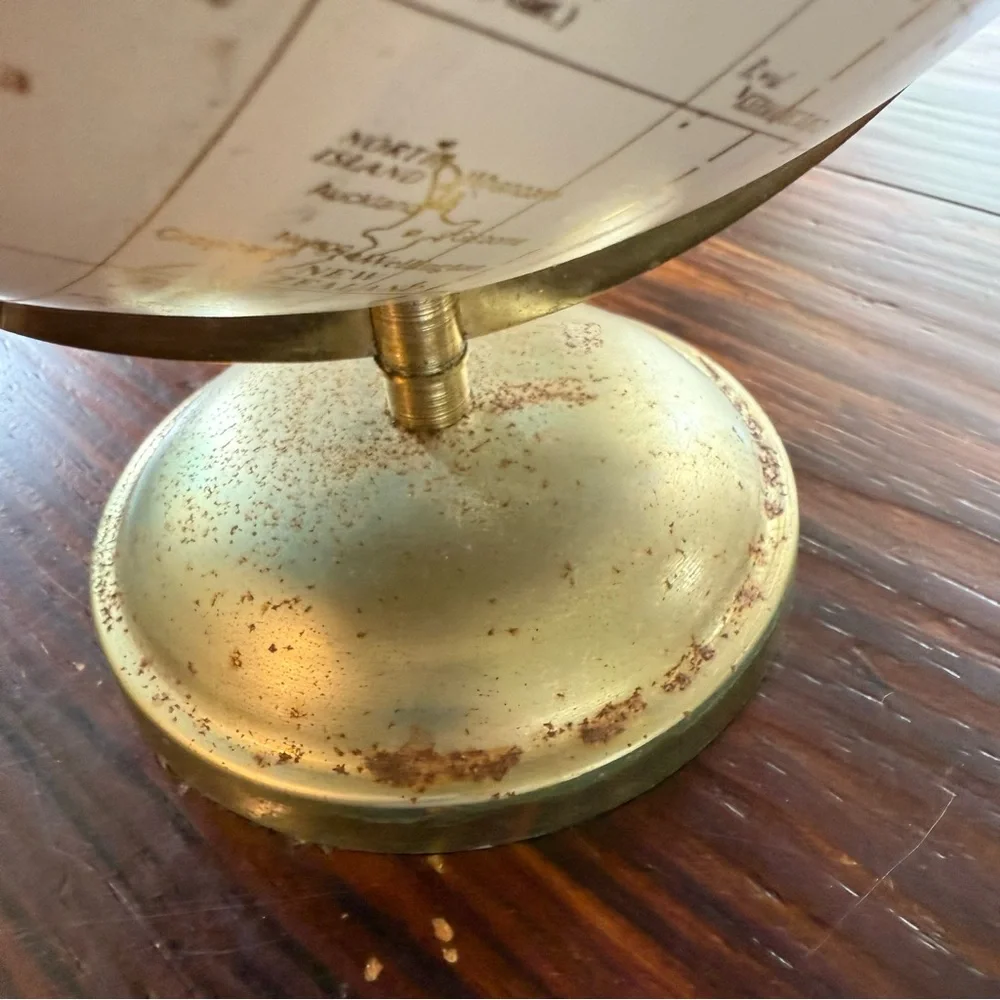 Vintage White Gold World Globe Brass Base 12” EUC - Picture 3 of 7